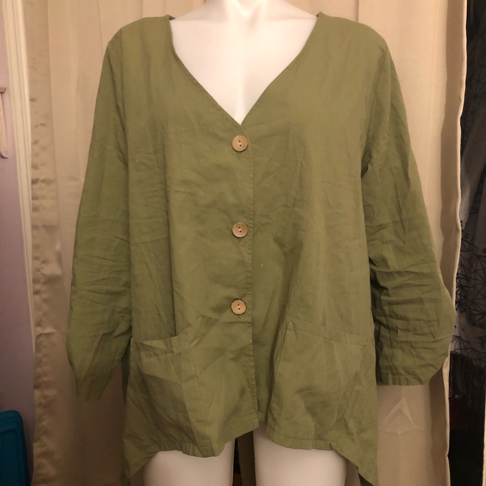 Asymmetrical hem linen shirt jacket